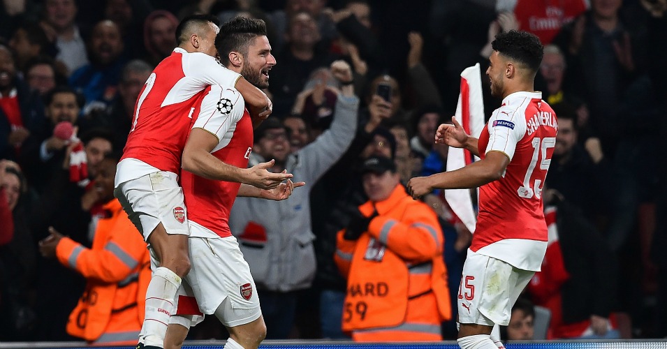 Mkhitaryan agrees to Arsenal swap for Alexis Sanchez Mkhitaryan agrees to Arsenal swap for Alexis Sanchez