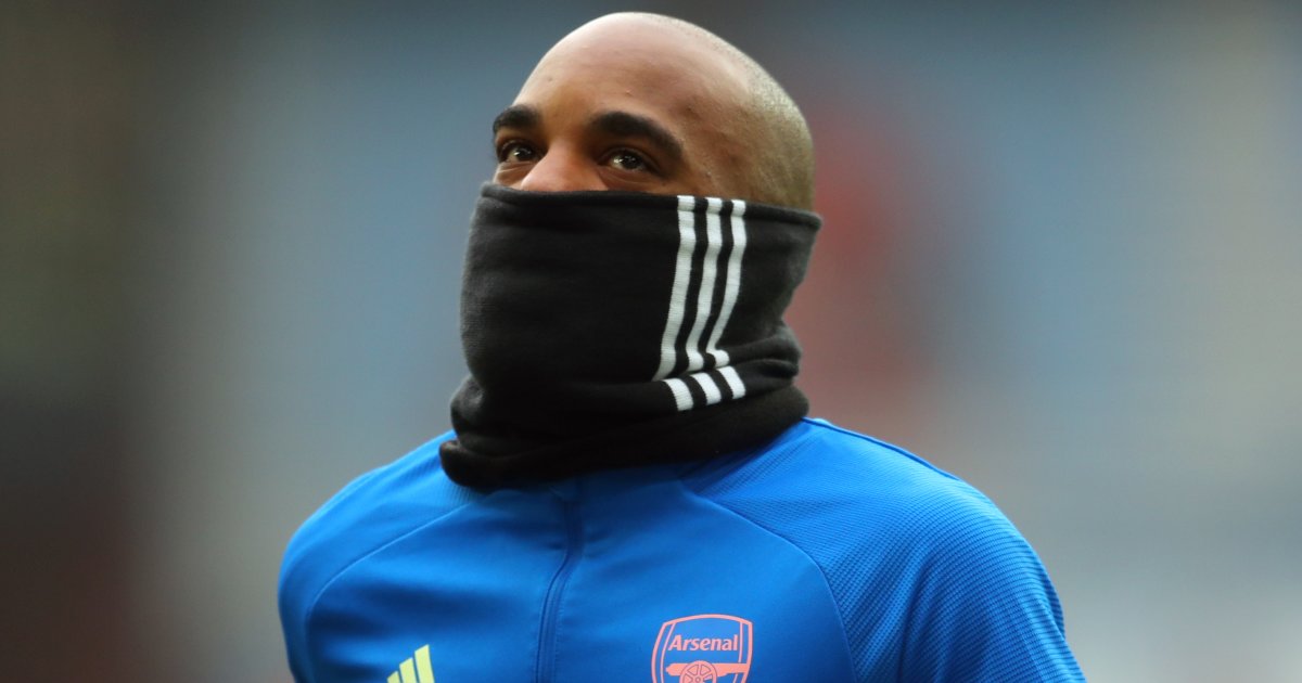 Alexandre Lacazette Arsenal snood TEAMtalk