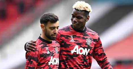 Bruno Fernandes and Paul Pogba warming up for Man Utd, May 2021