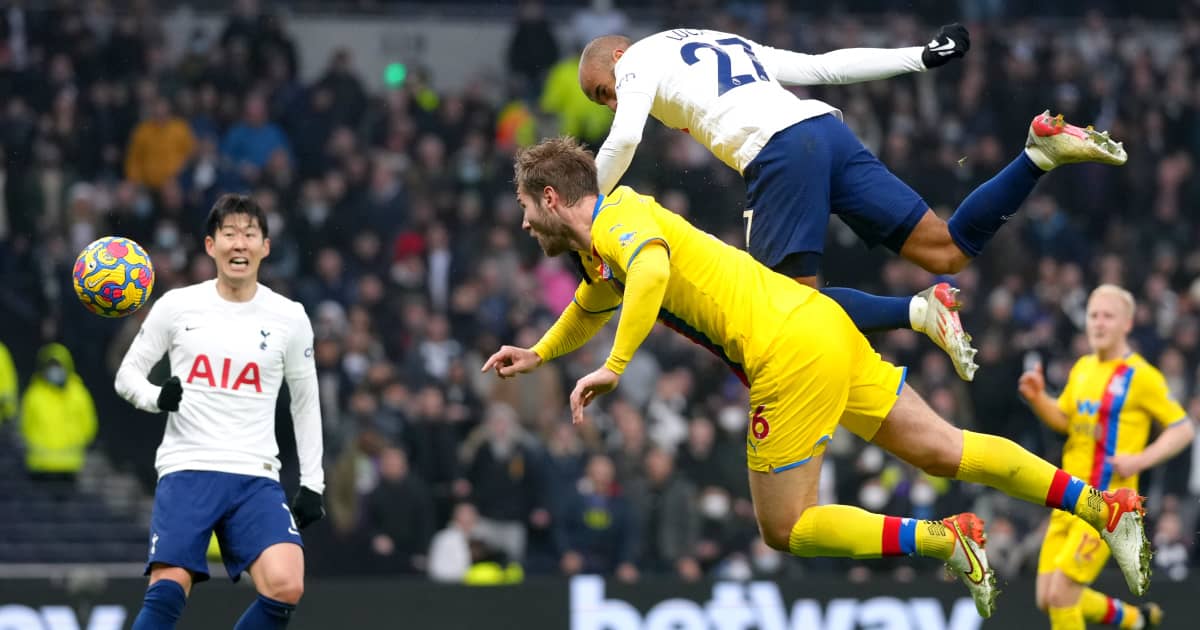 Moura rises high, Kane levels record as Tottenham cruise past 10-man Crystal Palace