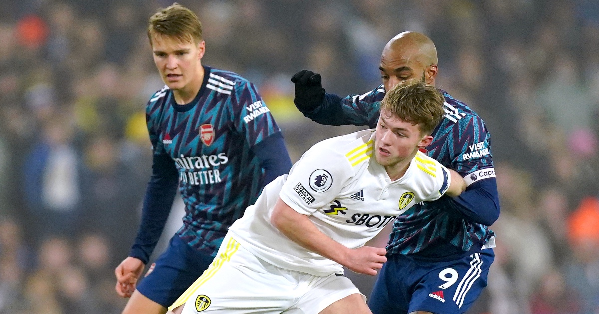Leeds in advanced striker talks, but reports claim Bielsa beaten by Championship club