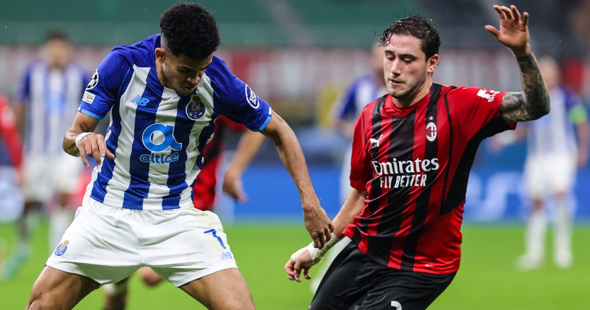 Tottenham dealt hammer blow as top Conte midfield target in advanced Barcelona talks