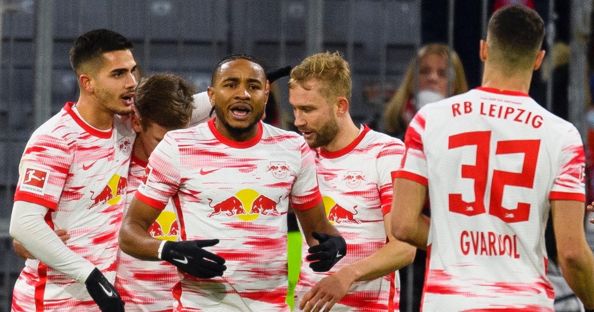 Arsenal ‘keeping tabs’ on Liverpool midfield target amid career-defining season