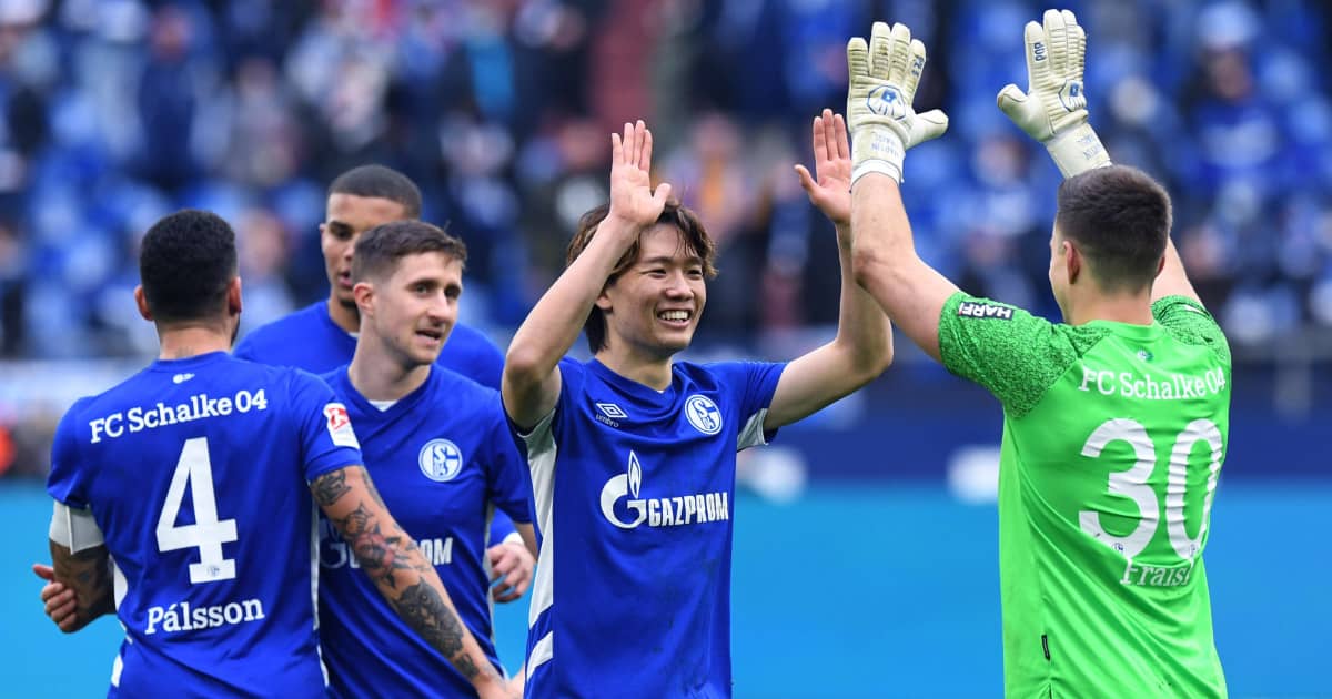 Rangers step ahead of Norwich and make offer for Austrian keeper