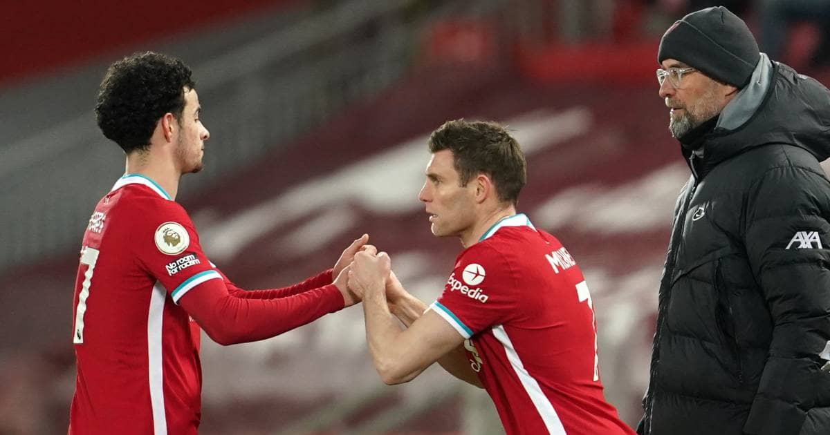 Liverpool star tipped to reject Klopp advances over future, with role set to diminish further