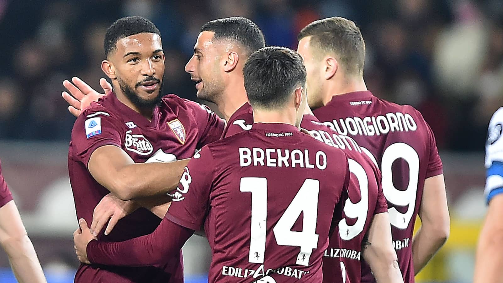 Man Utd, Tottenham in battle with Serie A heavyweight trio as classy centre-back up for grabs at €25million