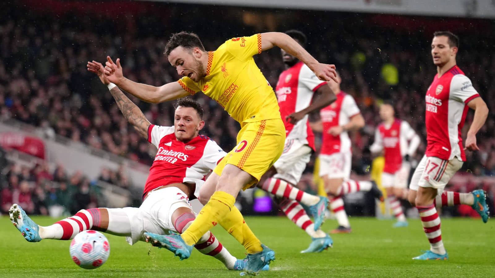 Brave Klopp masterstroke helps Liverpool flatten Arsenal resistance to go breathing down Man City necks