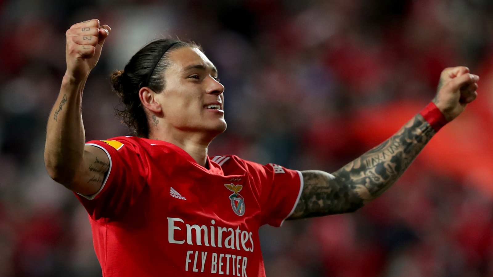Liverpool get major ‘word of warning’, as Van Dijk, Matip told to expect shock from Benfica bully