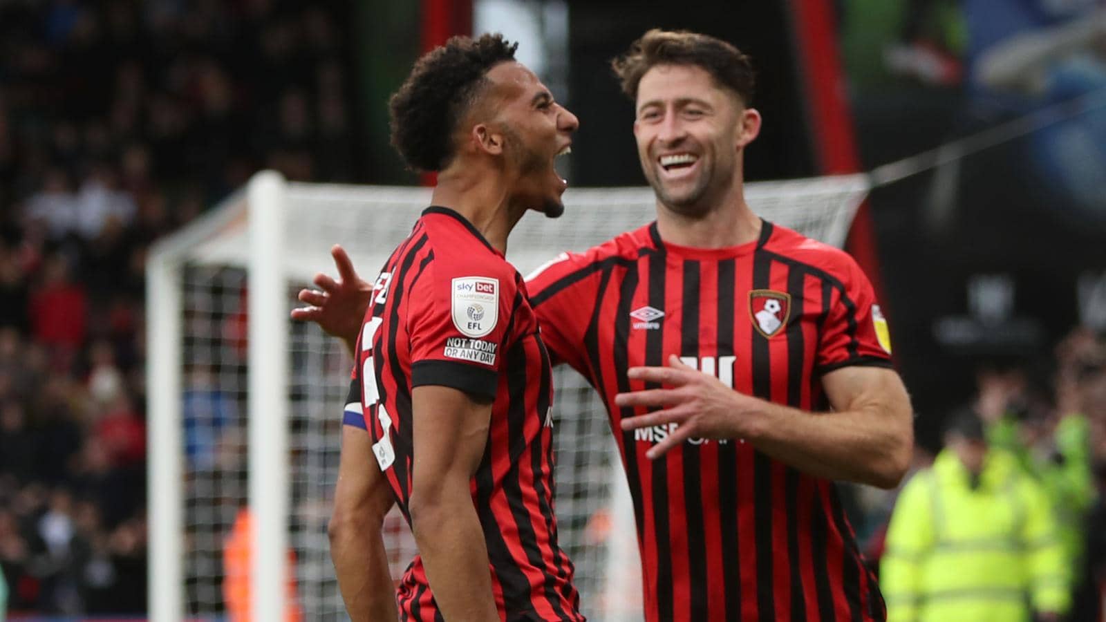 Howe to repeat transfer trick for £1m less as Newcastle firm up plans to poach captain